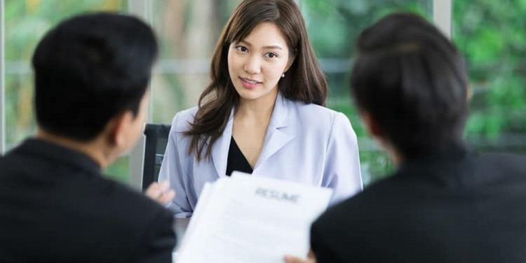 Khi giới thiệu bằng tiếng Trung nắm vững 4 quy tắc vàng