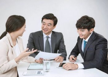 Phiên dịch tiếng Trung phải đạt trình độ từ HSK 3 trở lên