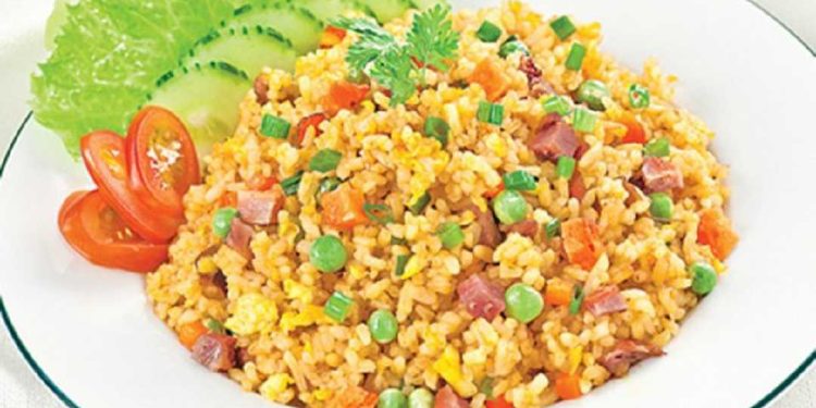 cách trang trí cơm chiên dương châu 15