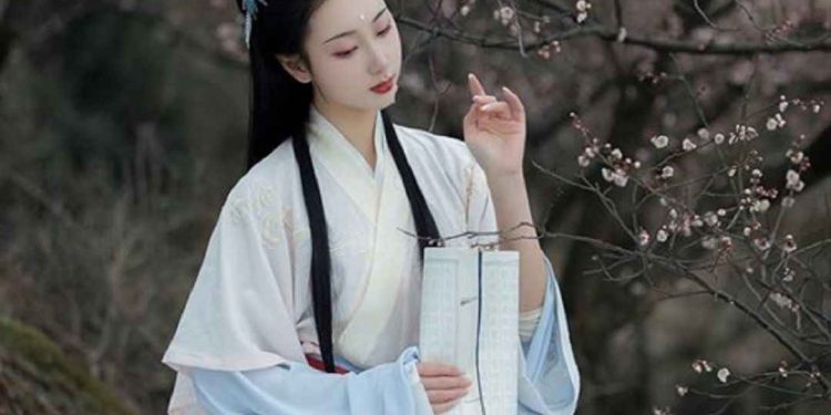 Hán Phục Cách Tân