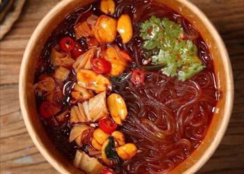 Cách trang trí miến Trùng Khánh Trung Quốc để thêm hấp dẫn