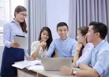 Công việc vừa học vừa làm giúp sinh viên phát triển nhiều kỹ năng mềm