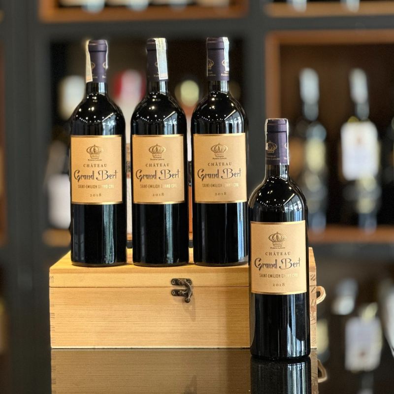 Rượu vang Pháp nhập khẩu có mức giá đa dạng